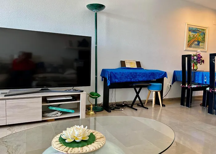 Luxury Residence Near Puerto Marina